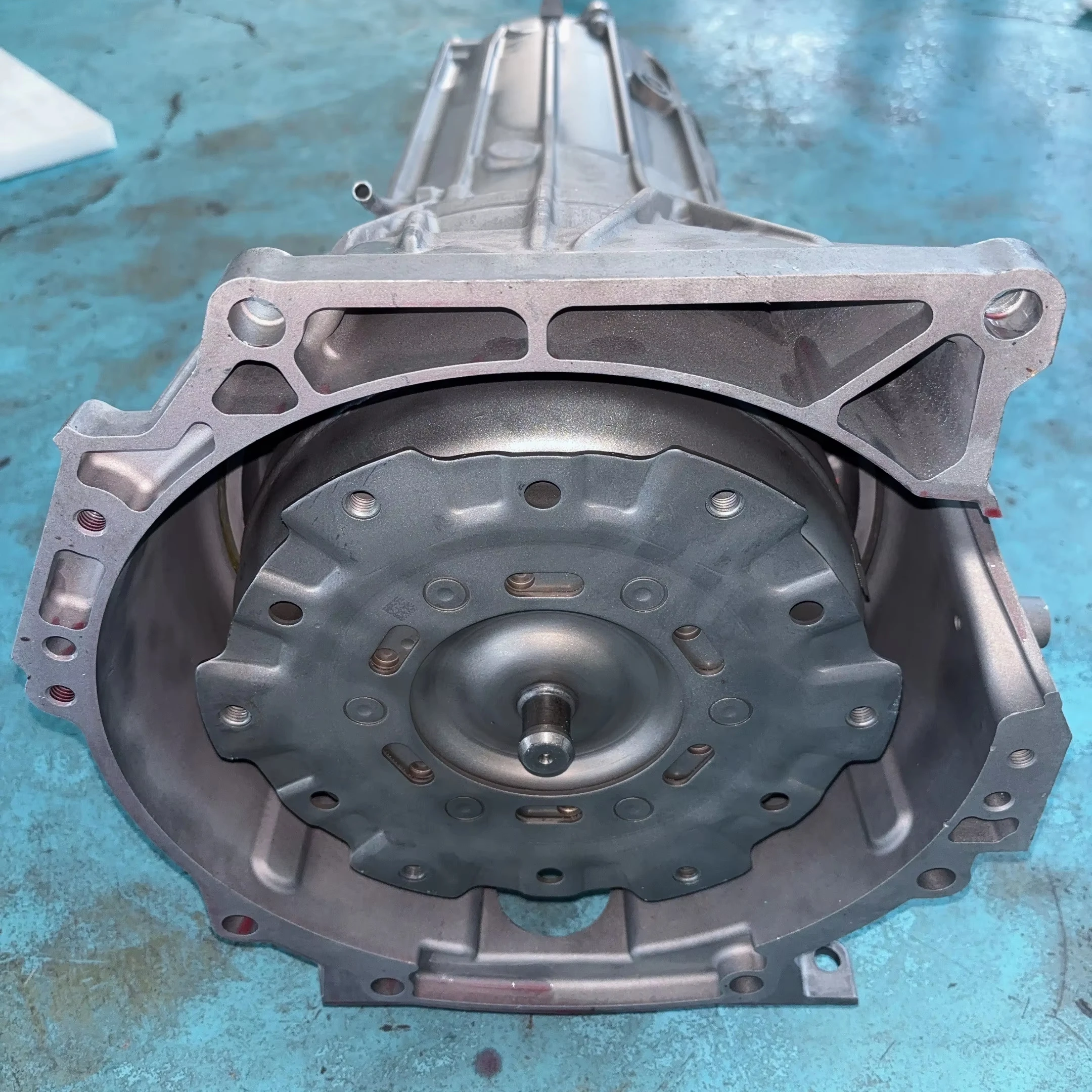 

New 10L80 10-Speed Automatic Manual Transmission with Gasket for Escalade Camaro Silverado Tahoe GMC Yukon