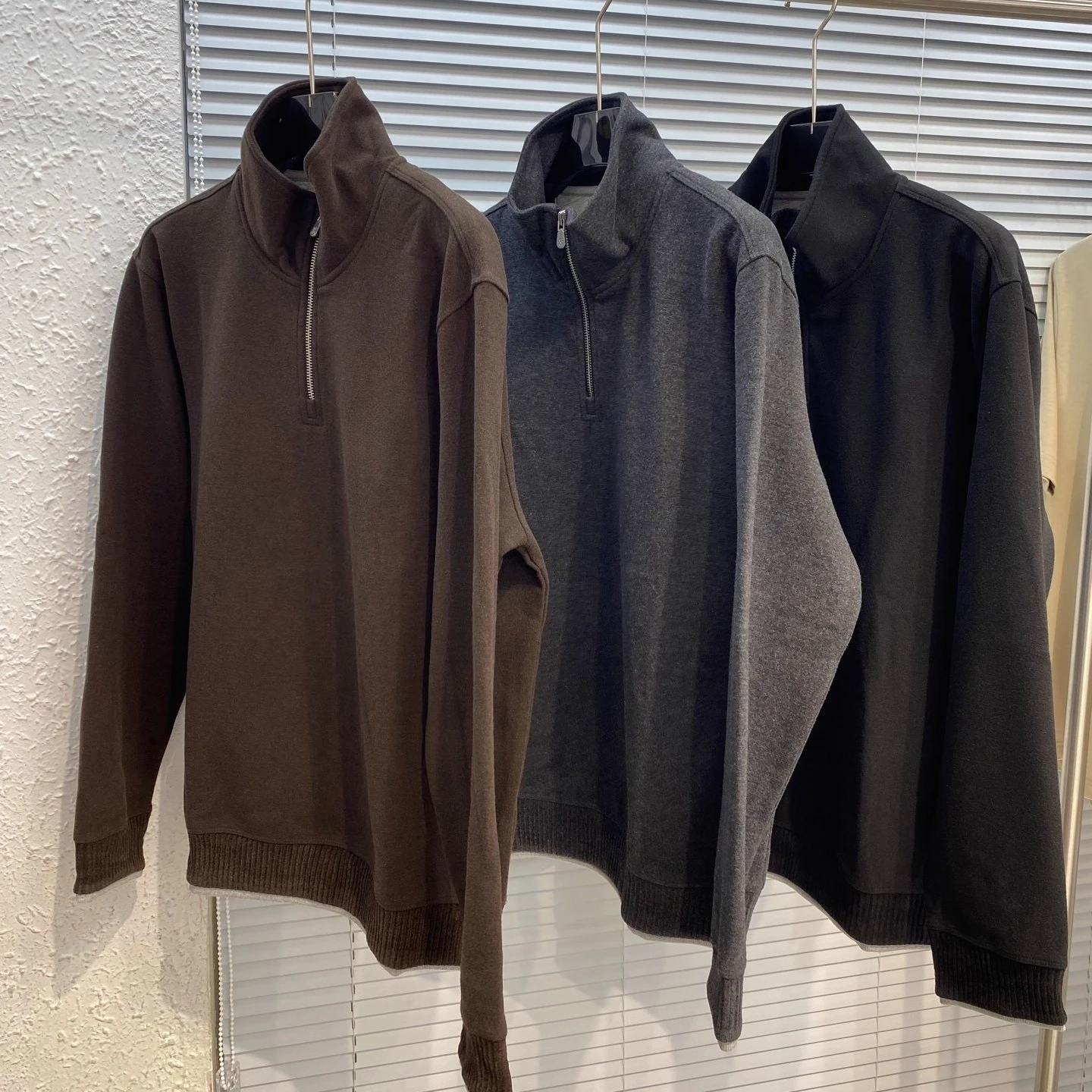 

BC 25aw embroidered casual half-zip stand-up sweater