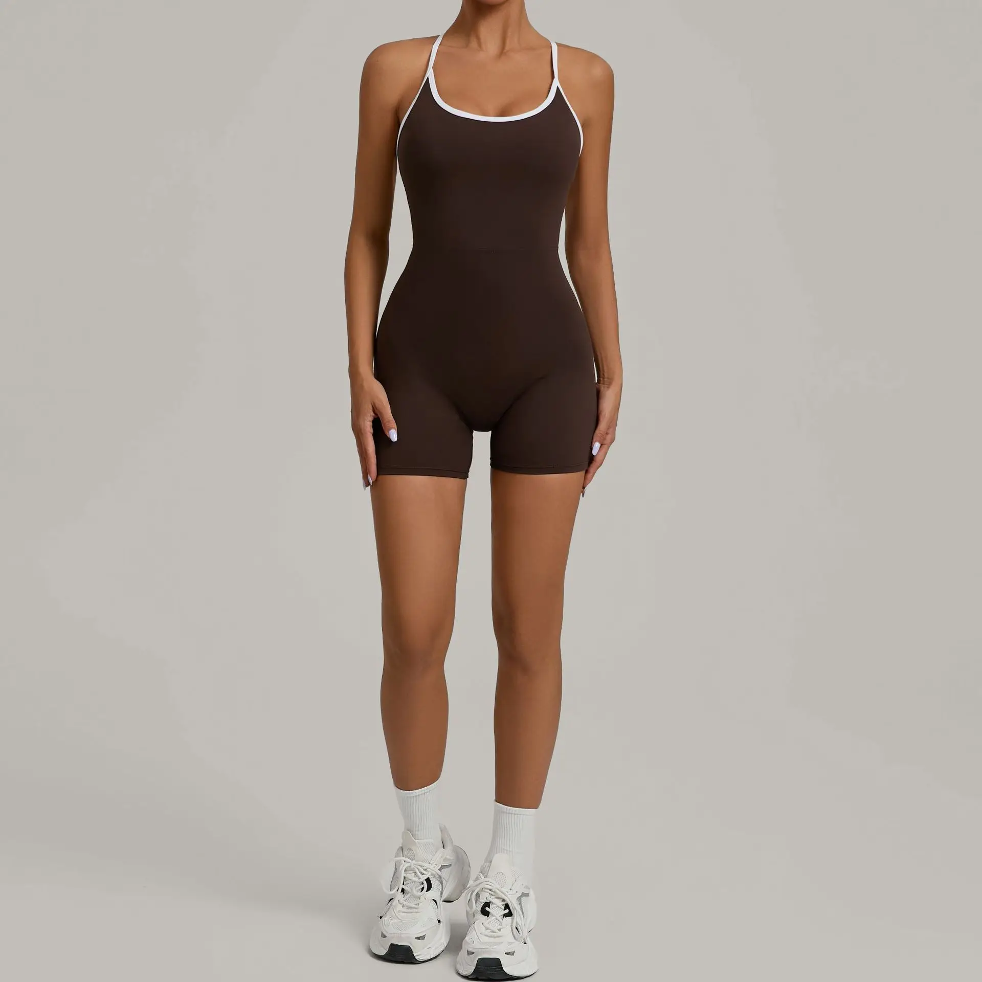 

2025 Women's Color-Blocked Crisscross Strap Yoga Jumpsuit Butt-Lifting Tight Fit Ideal for Running Fitness High-End Activewear