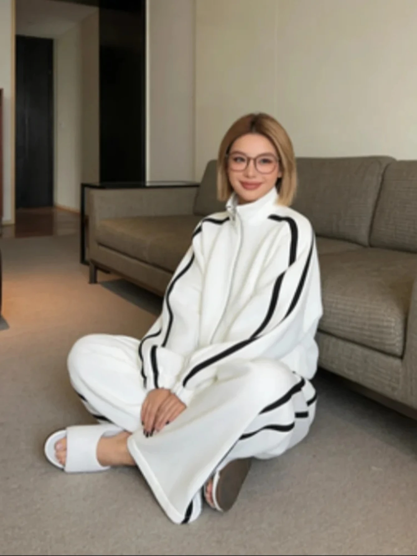 

Женская повседневная спортивная куртка на молнии с воротником-стойкой и длинными рукавами, широкие брюки, комплекты из двух предметов, женское одежда