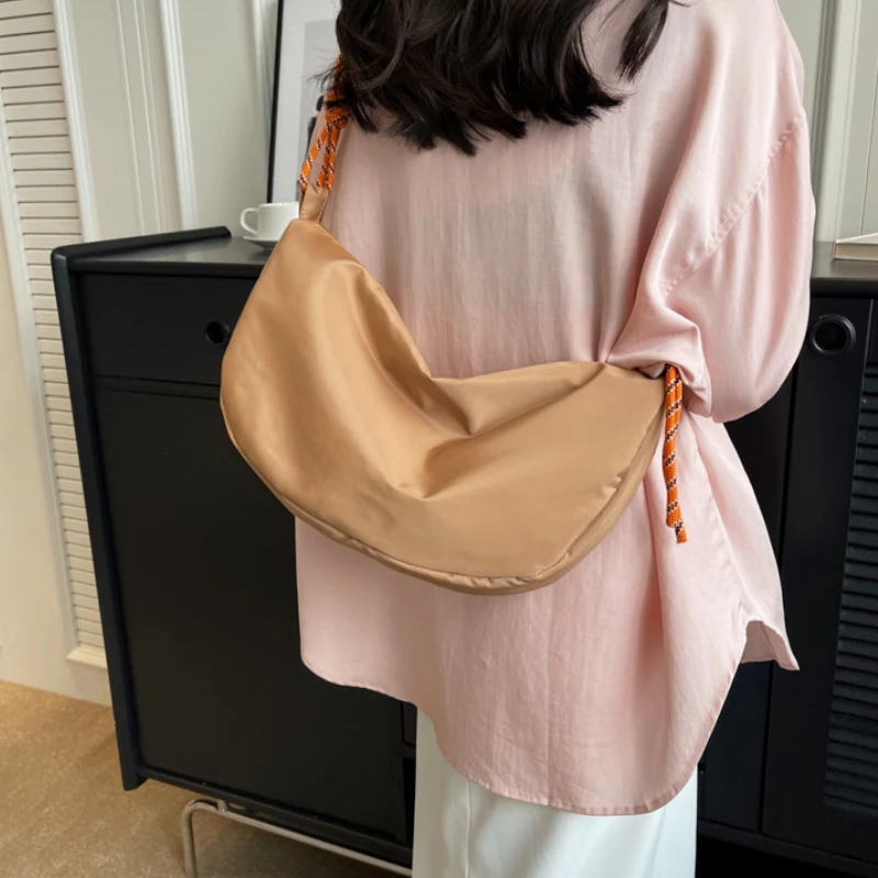 New Nylon Cloth Shoulder Bags Vintage Solid Color Hobos Bag Casual Large Capacity Diagonal Bag Fashion Versatile Women Handbag