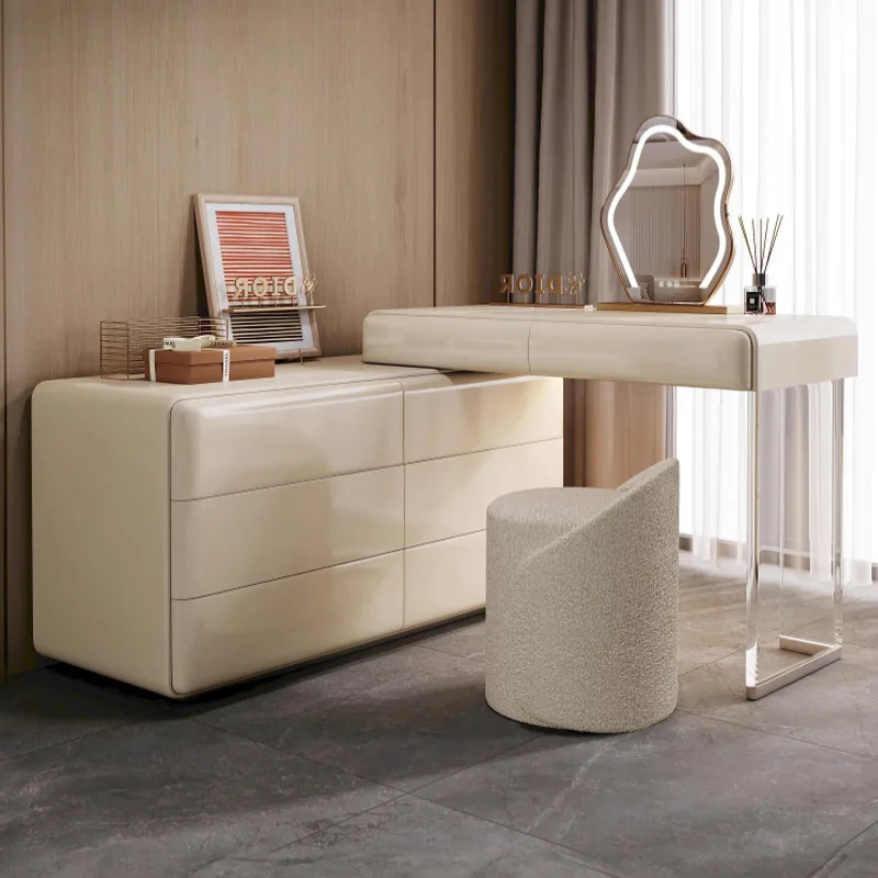 Mesa de maquillaje cómoda de madera maciza.