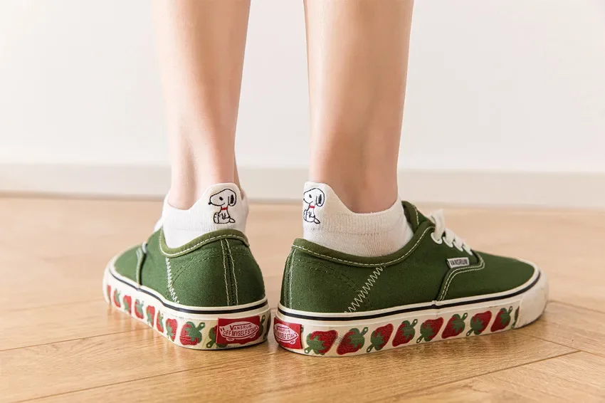 Snoopy Women Short Socks Shallow Mouth Cotton Creativity Comfortable Anime Girls Cartoon Sports Cute Casual Anti-odor Socks