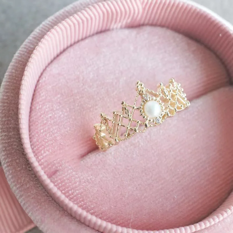 Anneliese Princess Crown Rings For Women Girls Pearl Crown Gold Plated Rings Party Jewelry Hollow Crown Rings Accessories Gifts