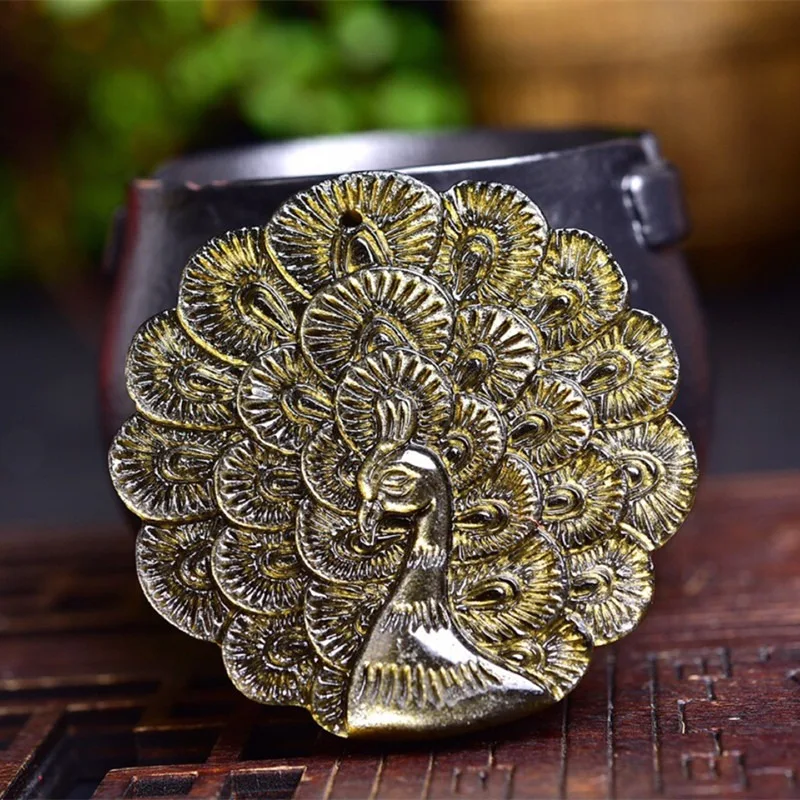 

Natural Golden Obsidian Hand Carved Peacock Pendant Fashion Boutique Jewelry Men's and Women's Necklace Gift Accessories