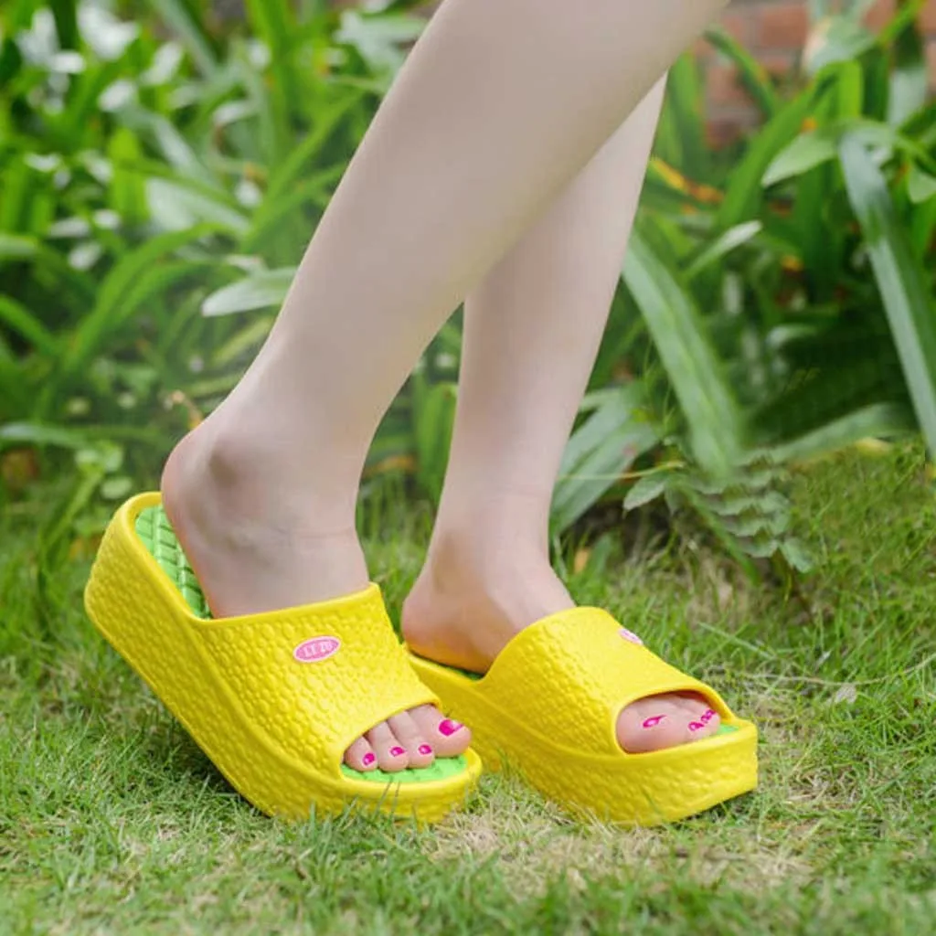 Thick Soles Fashion Women Summer Sandals Platform Shoes Beach Hole Shoes Zapatos Mujer 2024 Tendencia