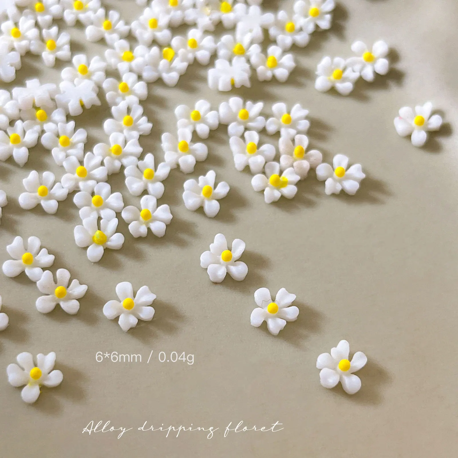 50Pcs 3D Mini Colorful Resin Flower Gems Flatback Nail Art Decorations DIY Jewelry, Hair Accessories & Nail Art Decorations