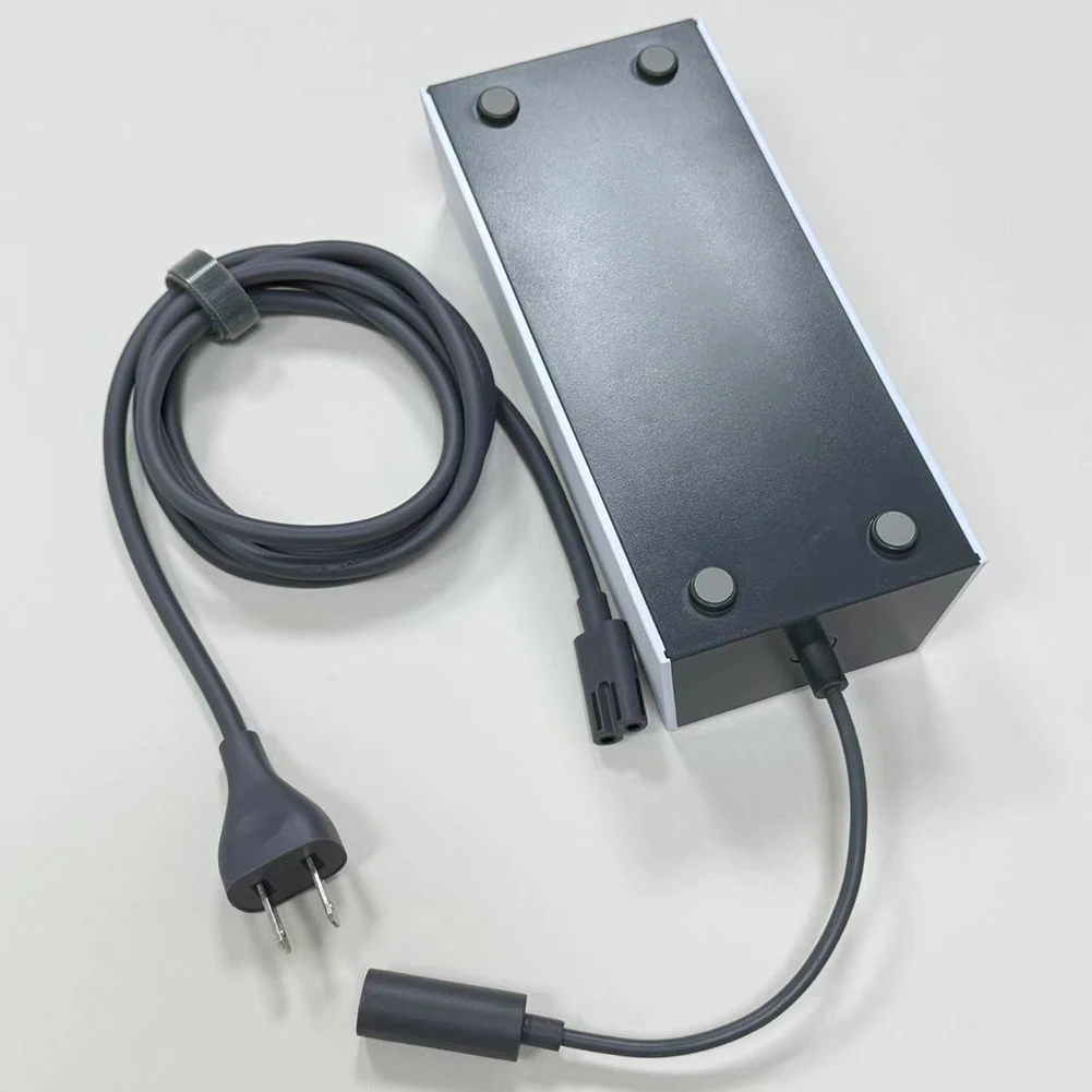 1 4 بوصة 57 فولت شاحن سيارة موائم مصدر تيار التيار المتناوب تيار مستمر محول أبيض وأسود اللون غير قابل للتشوه الاستخدام العملي