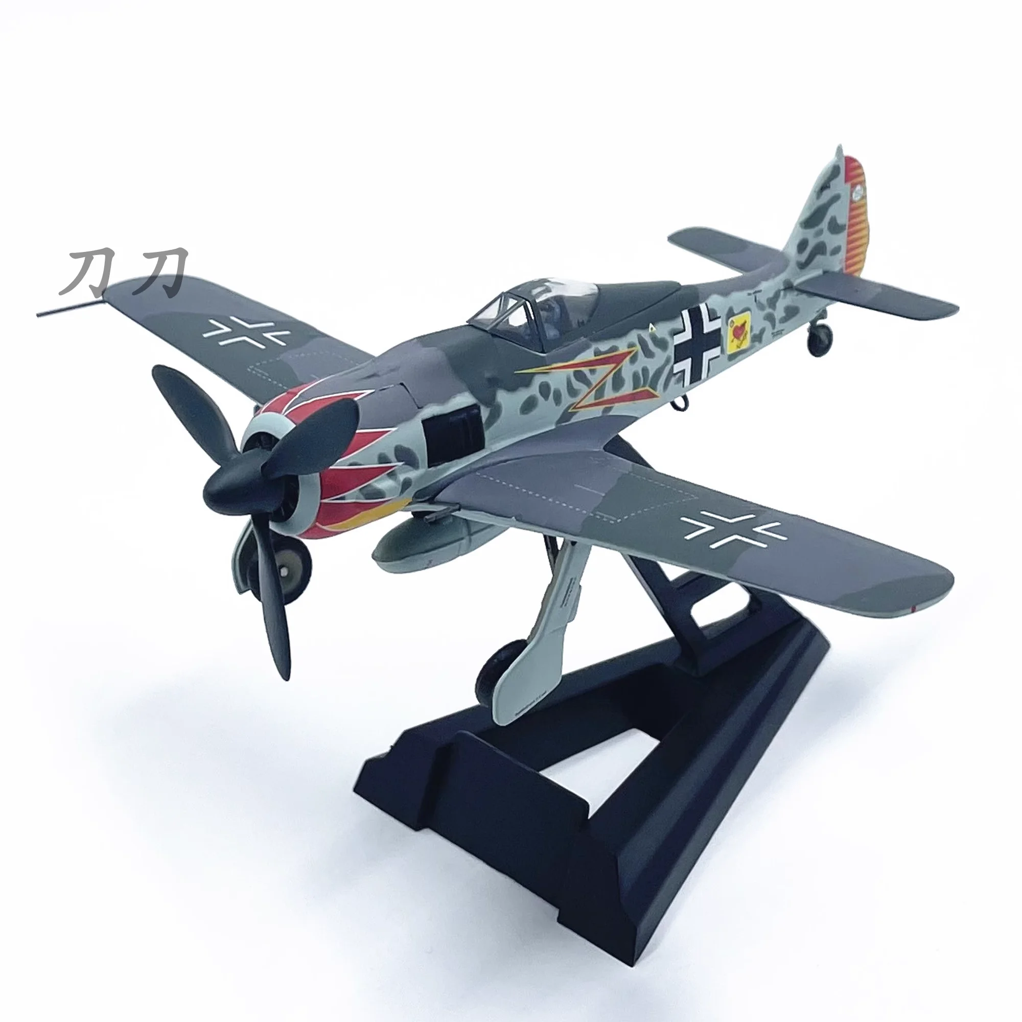 

Diecast 1:72 Scale Luftwaffe FW-190 Warplane Alloy & Plastic Simulation Model Gift Collection Decorative Toy Diecast Display