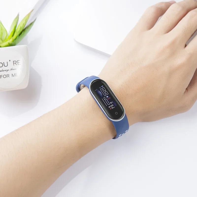 Gelang jam tangan olahraga untuk Xiaomi Mi Band 7 6 NFC jam tangan pintar miband7 gelang pengganti silikon lubang udara pada Mi band 6 5 4 3 8 tali