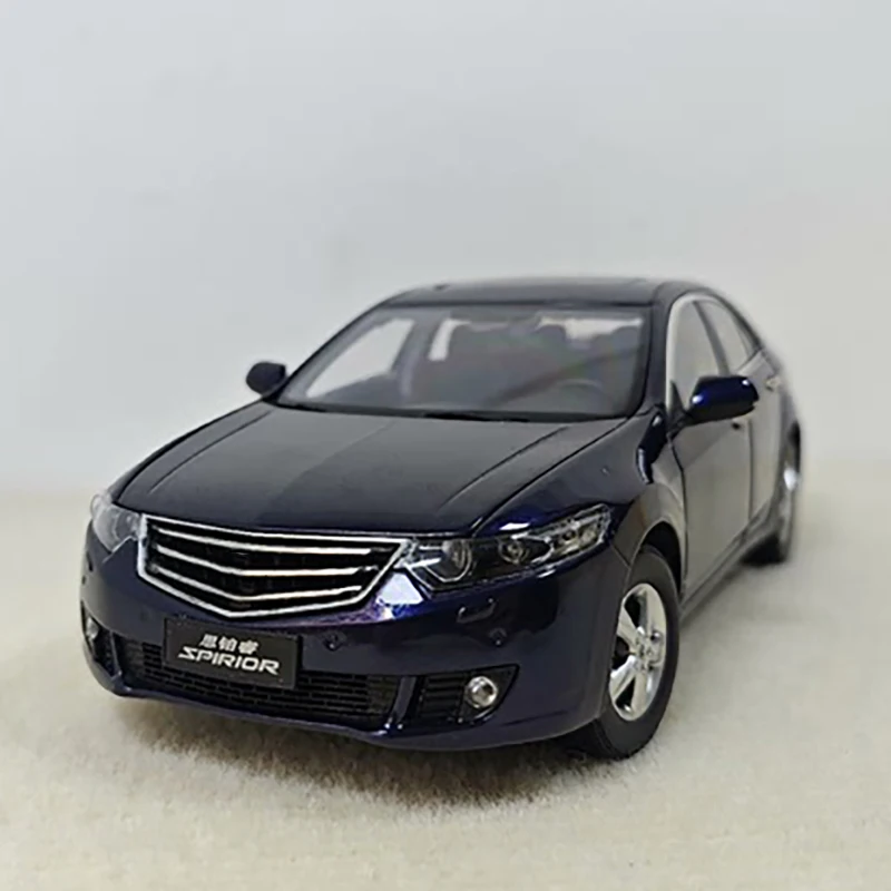 Spirior Blue Purple Alloy Car Model Tabletop Decoration Micromodel Collect Show Gift 1:18