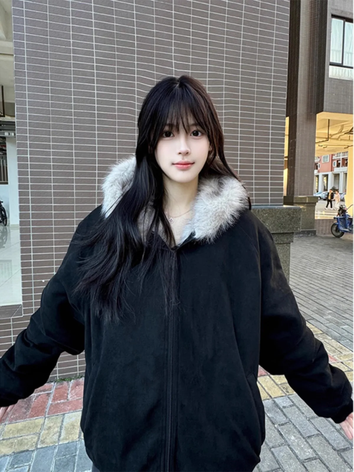 

Bla Suede Ear Coat Thiened Winter Jaet for Couples Cotton Polyester Fiber Fill Hooded ort Sle Men Women Jaet