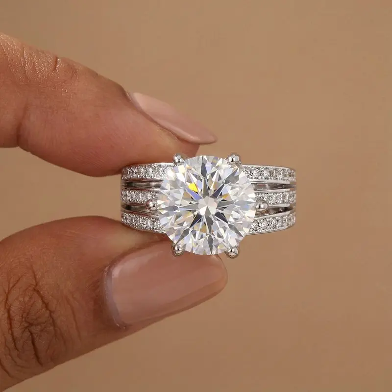 

Trendy Round Six-Claw Shining Cubic Zircon Rings for Women Silver Colour High Quality Female Accessories Wedding Party Jewelry