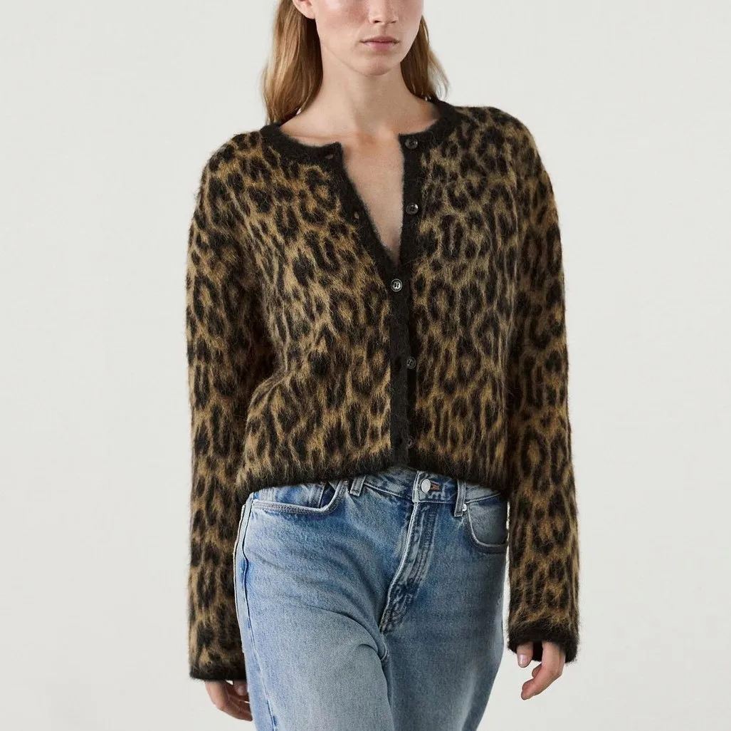 2024 Autumn Winter New Popular Women's Loose Fashion Casual Leopard Knitted Sweater