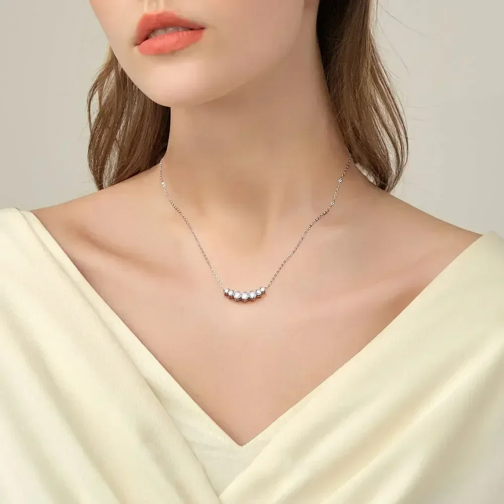 M-JAJA Collana con ciondolo sorriso Moissanite da 1,7 ct Collana girocollo con diamanti per donna Gioielleria raffinata in argento sterling S925 placcato oro