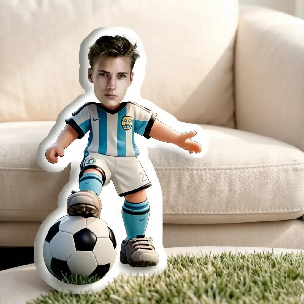 Customized football superstar shaped cushion, suitable for sports enthusiasts, couples' birthdays, Christmas, Thanksgiving