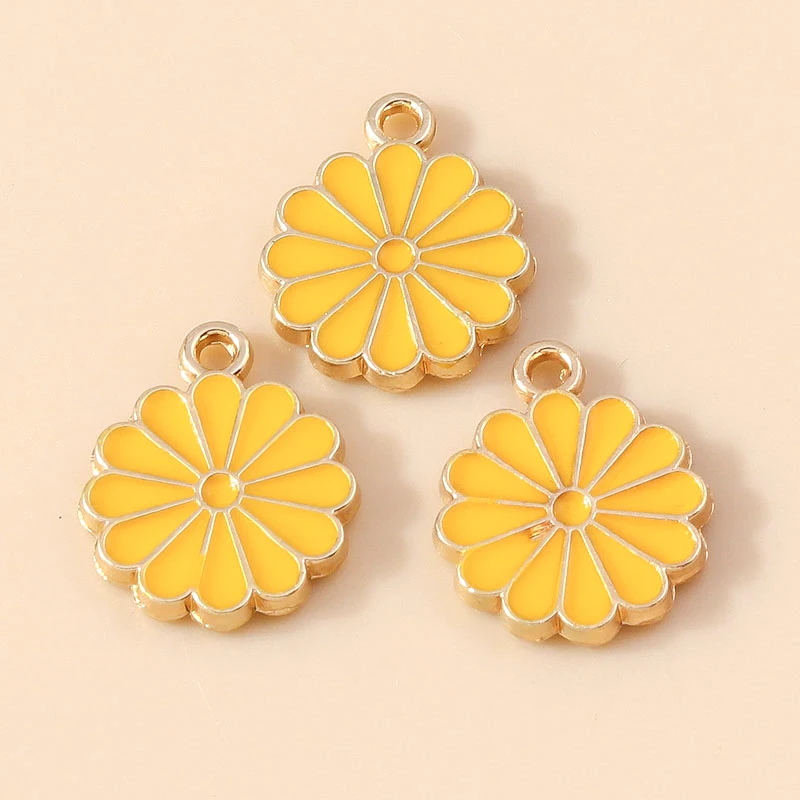 Leslie 10 Stück Emaille-Anhänger in Weiß und Gelb mit Gänseblümchen-Motiv für die Herstellung von Halsketten, Ohrringen, Armbändern, Charms, DIY-Schmuckzubehör – Detail 30