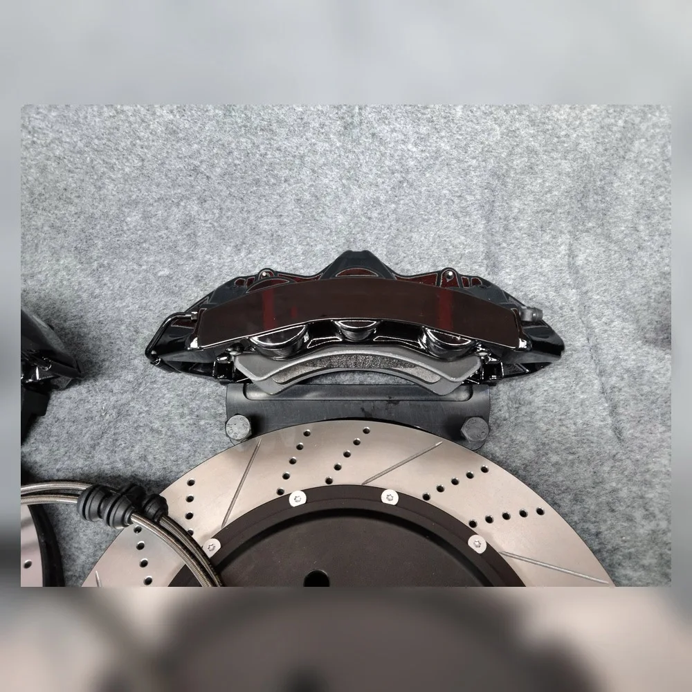 

High-performance 6 pot Front Brake Caliper Kits for Audi S4 18-21 inch wheels