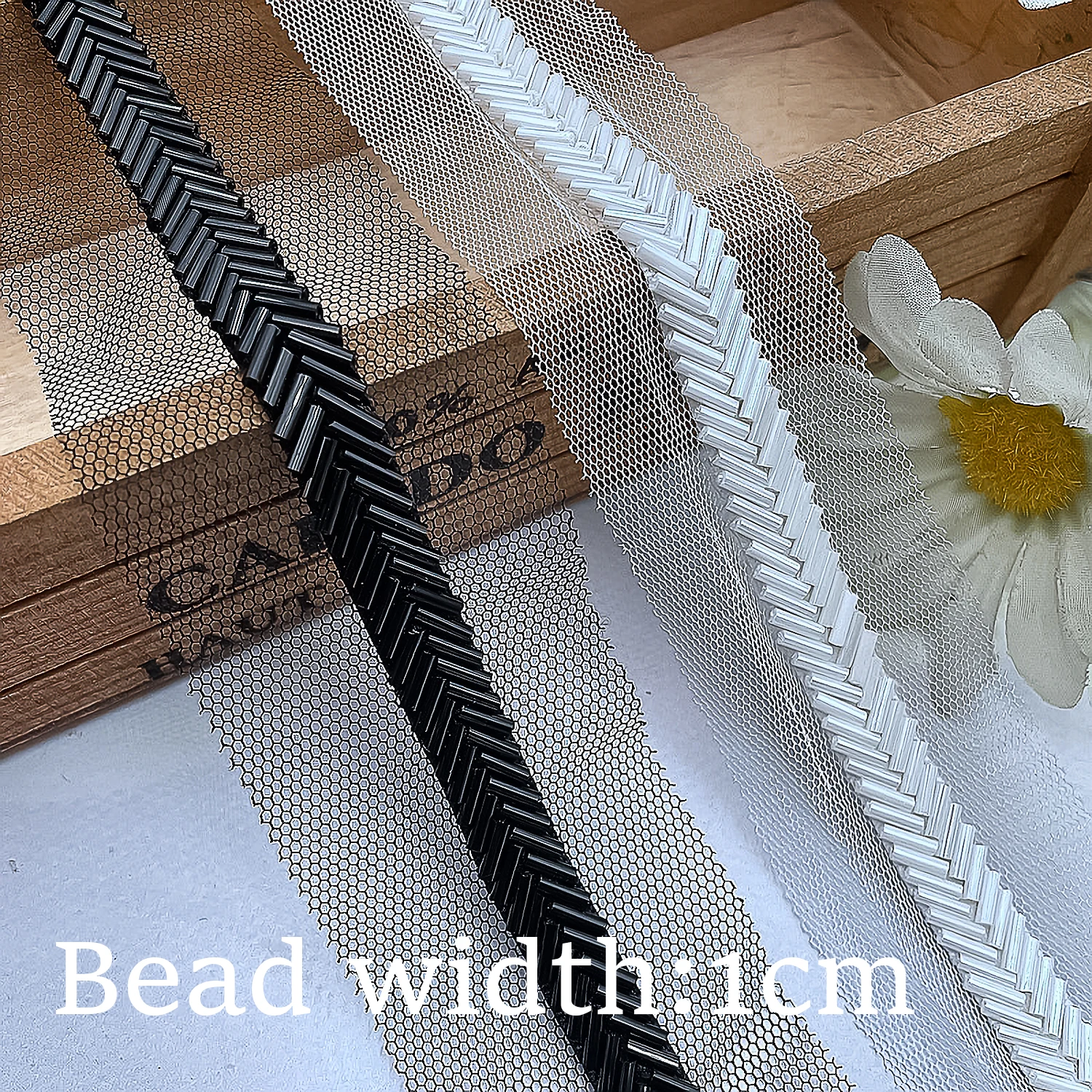 

Handmade Netted Beaded Single Zigzag Lace Trim Bridal Dress Material Accessory Handwoven Ribbon Decorative Embellishment Crafts