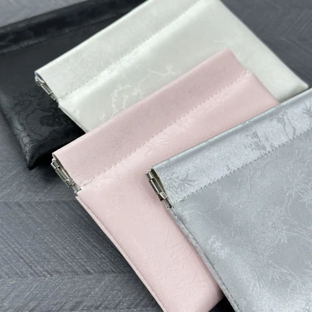 

Mini Simple Lipstick Makeup Bag Portable Travel Jewelry Handbag Nylon Cosmetic Organizer Pouch for Women Girls