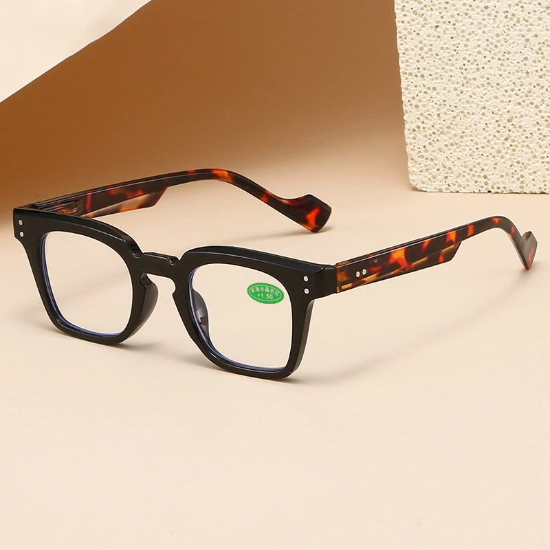 عدسات زجاجية مربعة كلاسيكية، نظارات قراءة للرجال والنساء، نظارات قراءة مكبرة، عصرية