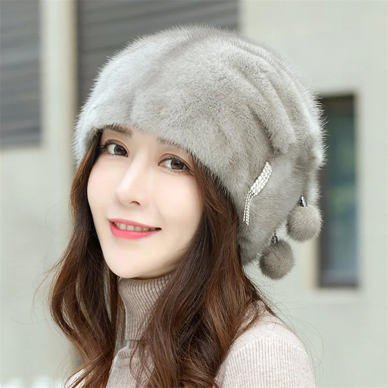 2022 New Russian Fur Hat Winter Warm Natural Mink Fur Hats For Women Classic Luxury Caps Earflap Christmas Hat