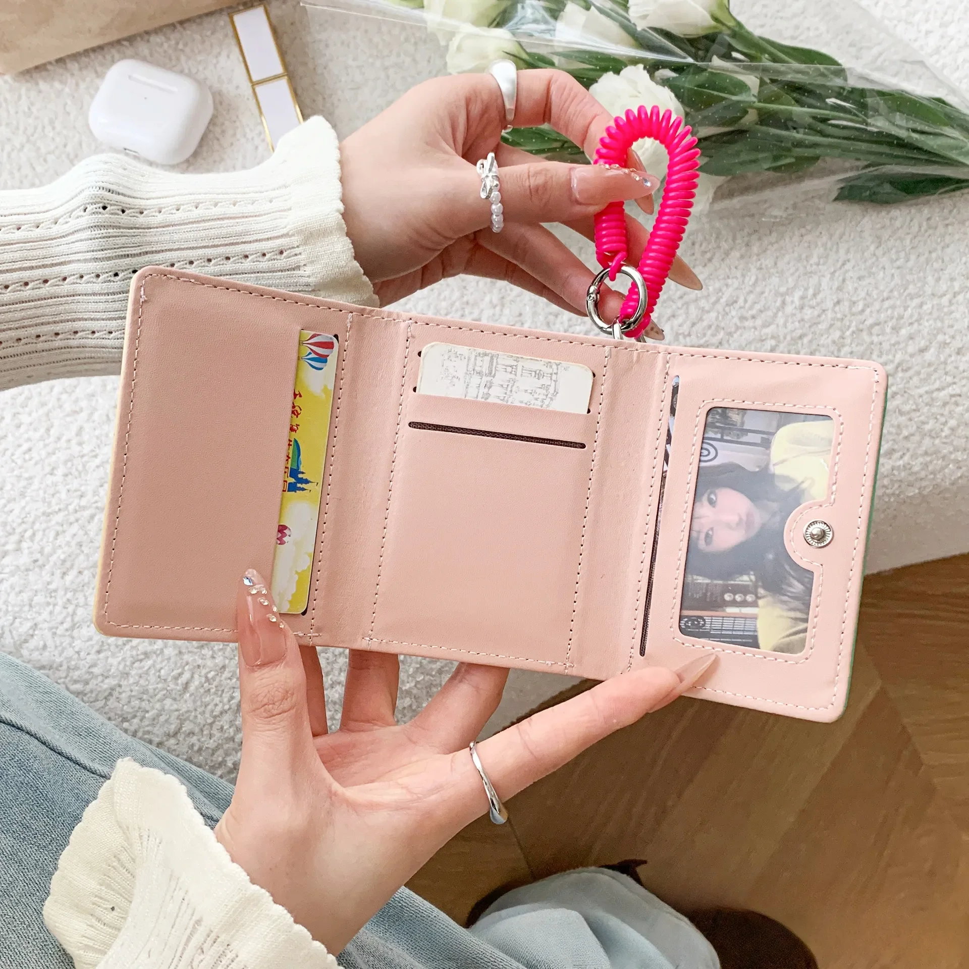Ladies' fashionable coin purse, portable travel storage bag, multifunctional and multi card slot card bag