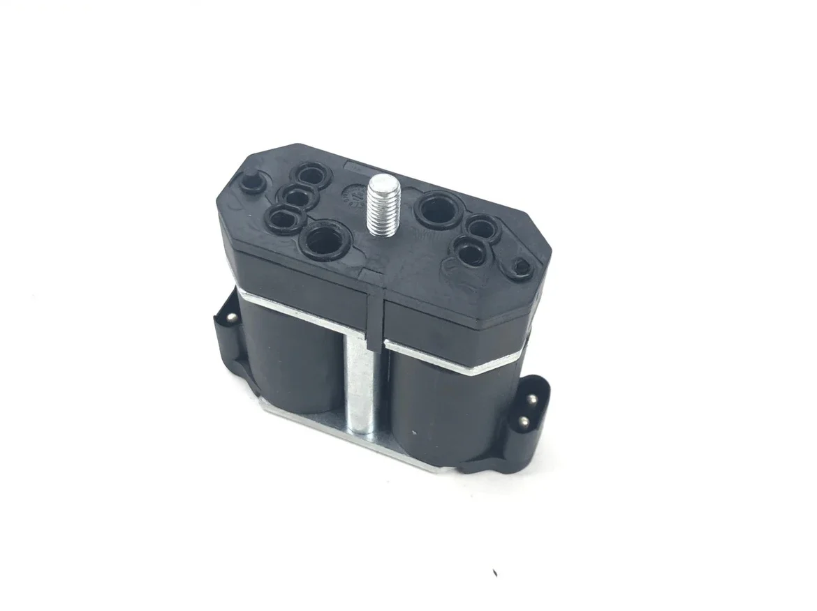 

2760914 2447369 2082090 high and low gear solenoid valve housing