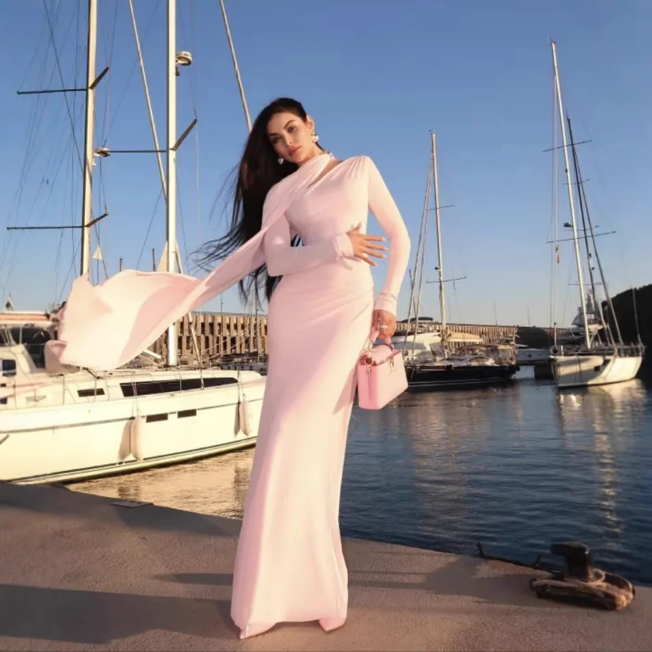 우아한 시스루 케이프 롱 슬리브 맥시 드레스 - 슬림 핏 파스텔 핑크 포멀 이브닝 요트 파티 드레스