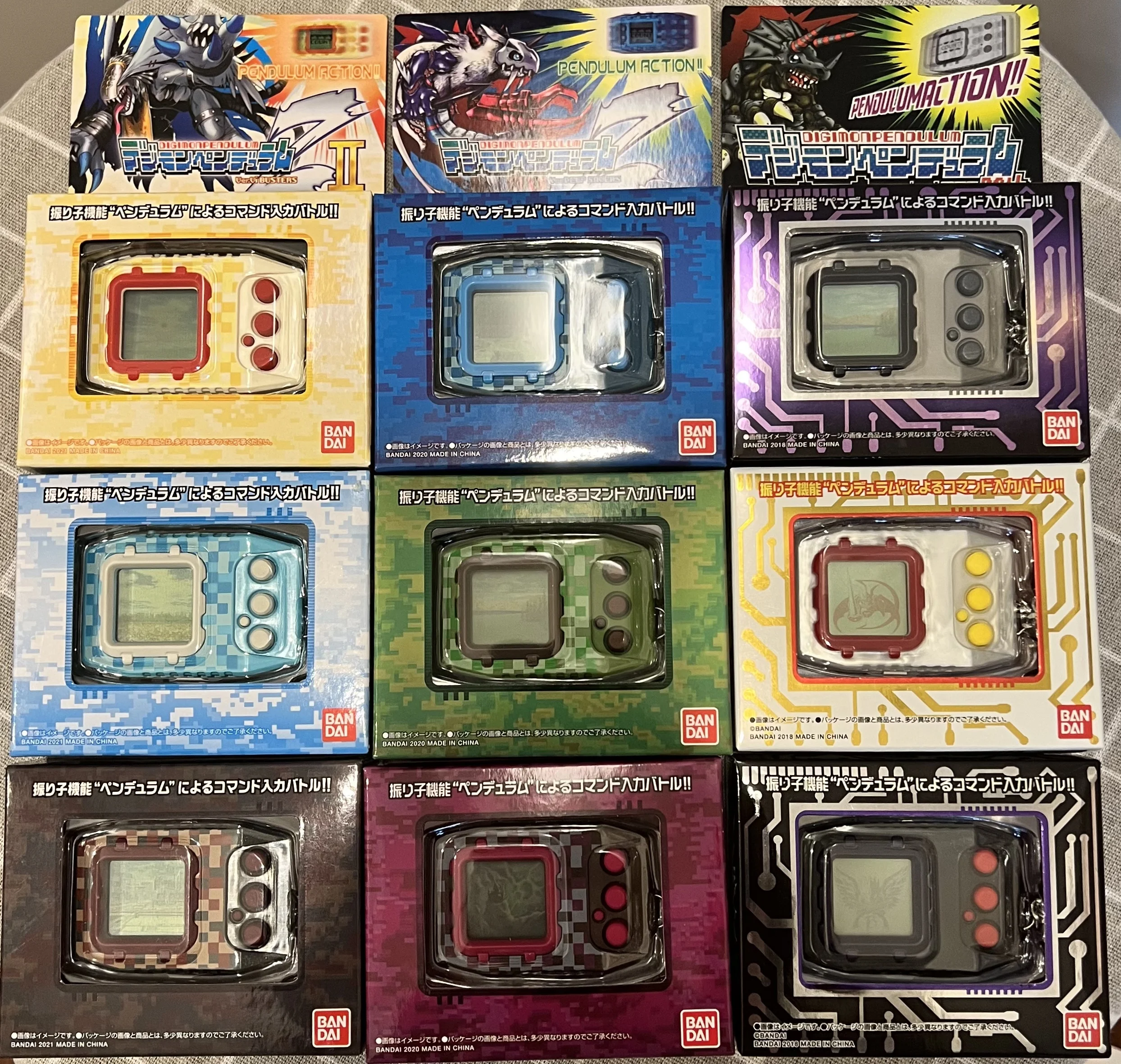 

Абсолютно новый коллекционный набор Digimon Pendulum Series: Super Z Xros Wars Anniversary Editions, модели с цветным экраном