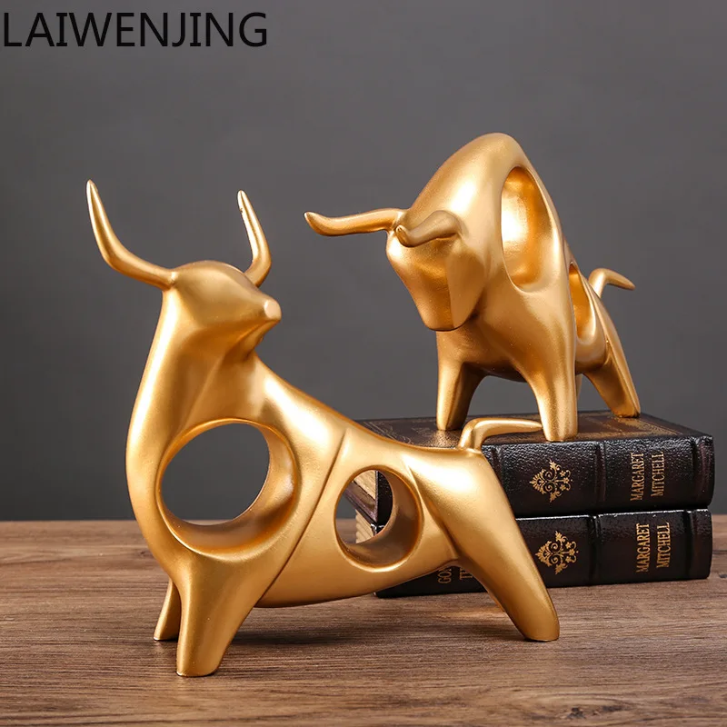 

HLZ Majestic Exquisite Resin Craft Lucky Golden Ox Creative Home Living Room Decoration