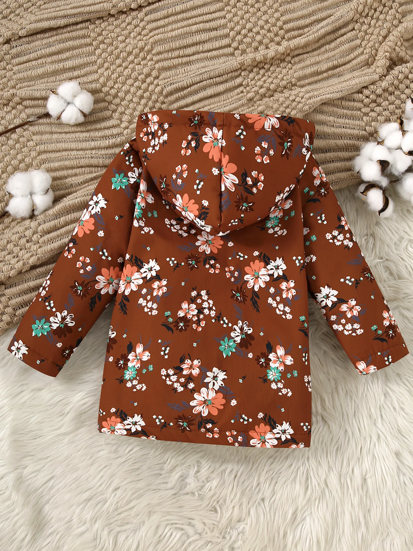 Neue Plüsch-Blumen-Kapuzenjacke für Mädchen im europäischen und amerikanischen Stil, warme, mittlere bis lange, vielseitige Jacke – Detail 3