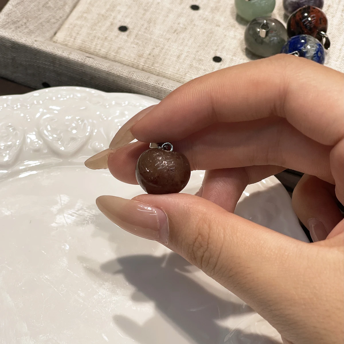5pcs Natural Agate Stone Pendant 16mm Ball Strawberry Quartzs Amethyst Pendant Charms for Making DIY Jewelry Necklace Bracelet