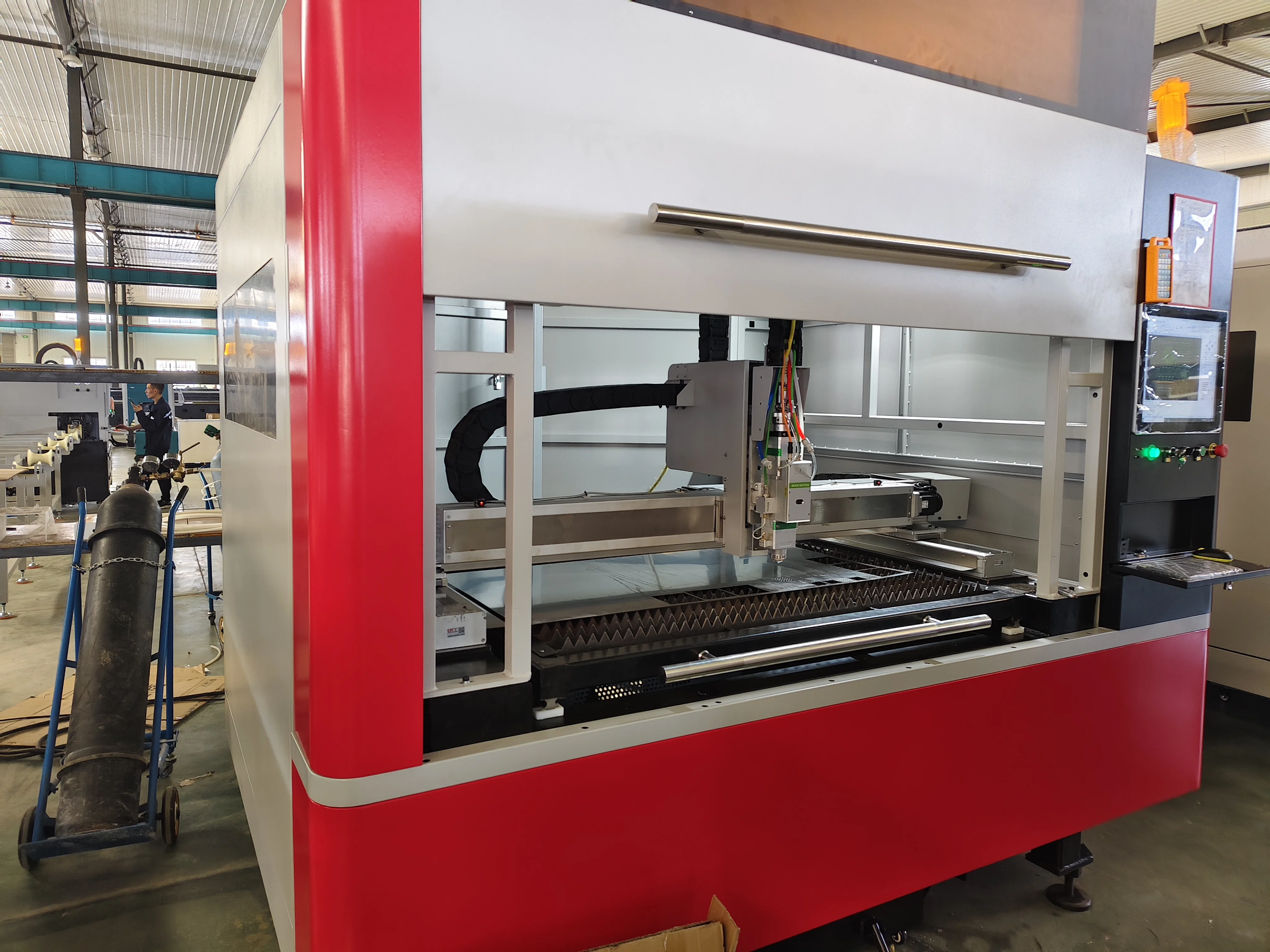 1.5kw 3kw 6kw Laser Cutting Machine with Single Platform with Cheap Price Good Quality for Machinery Process Equipment