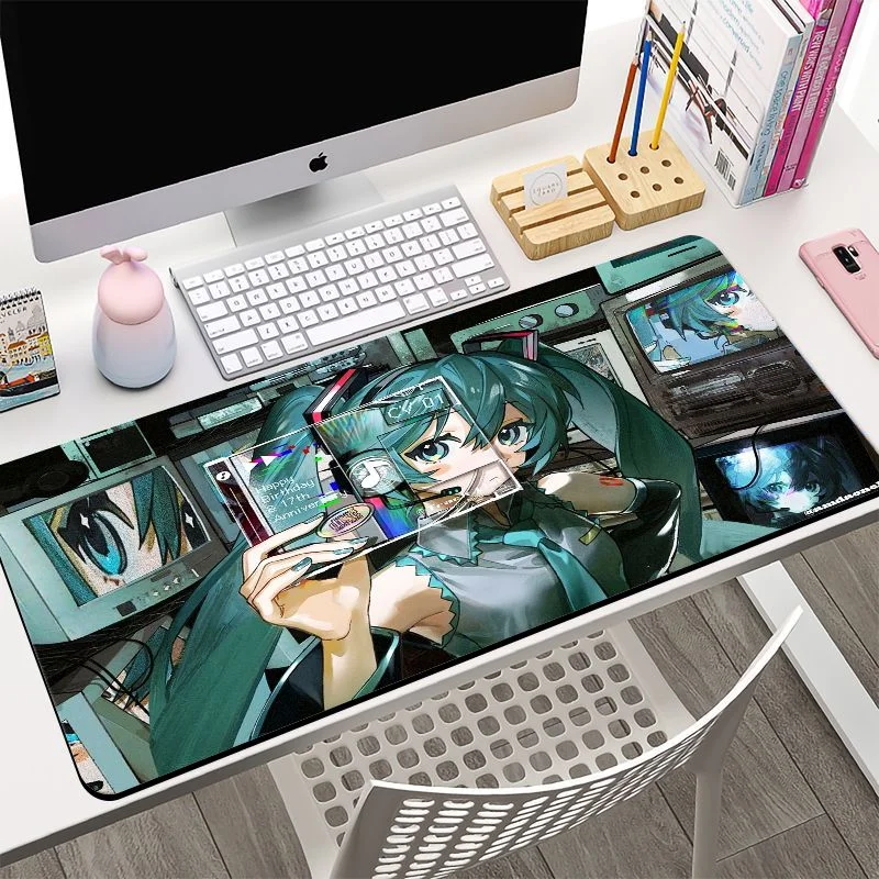 VIKAMA Cartoon Animation Extended Gaming Table Pad, Anti-Slip Rubber Keyboard Pad, Notebook Desktop Decoration Mat