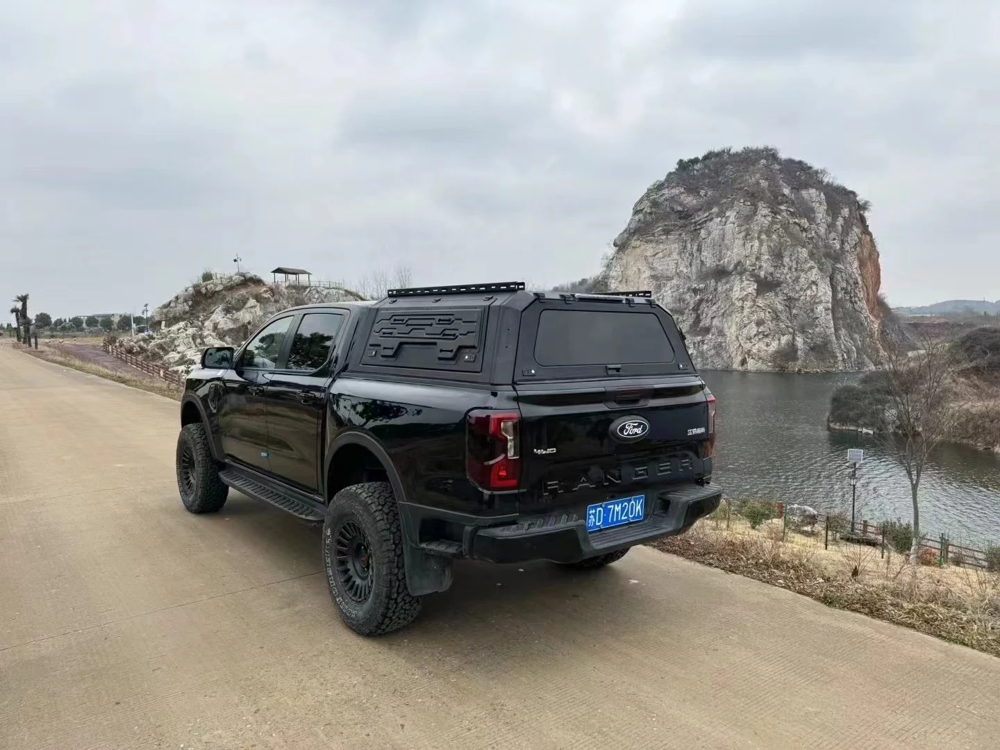 With Windows Steel Dual Cab Hardtop 4x4 Pick Up Pickup Truck Bed Canopy Topper for Ford Ranger 