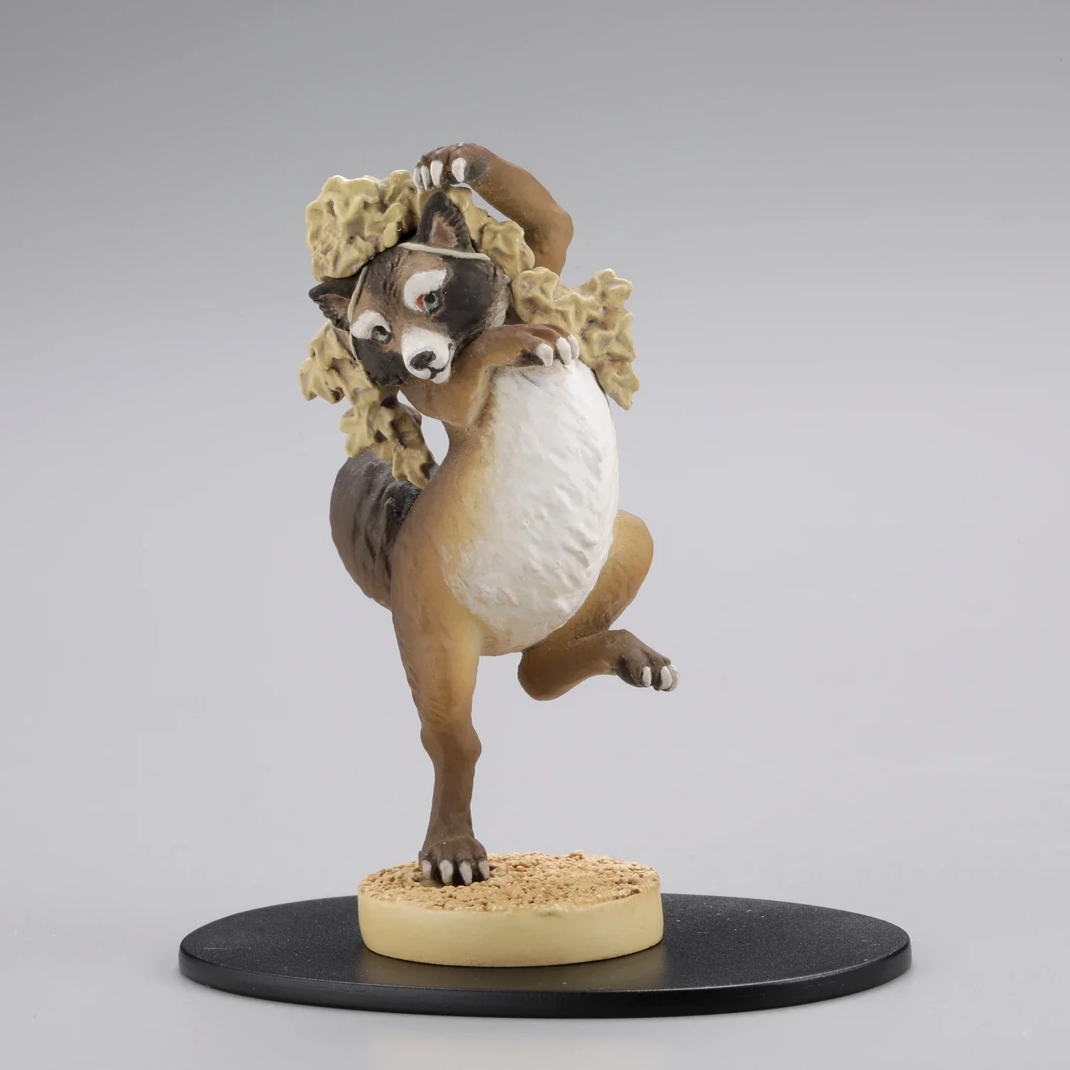 Modèle d'échelle d'oeuf torsadé, NamRob Mimicry, figurine japonaise, raton laveur d'action, art féminin, collection de bureau