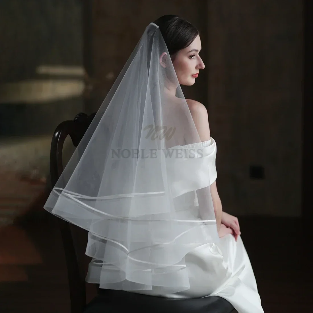 Elegant Two-Layer Bridal Veils for Weddings and Elastic Net Edge Customized