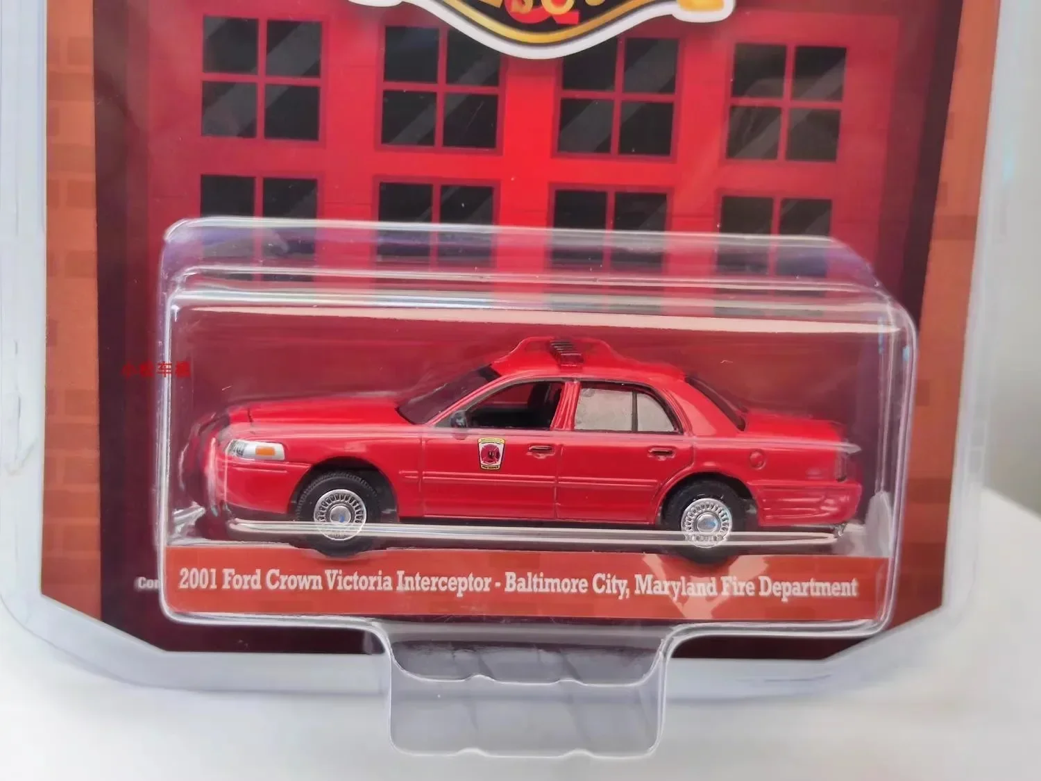 1:64 2001 Ford Crown Victoria Interceptor - Baltimore City Maryland Fire Department Diecast Model Car Toys For Gift Collection