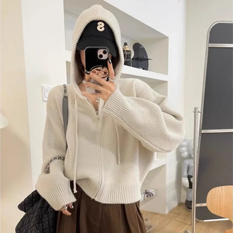 

Осенний вязаный женский короткий кардиган на молнии, серый зимний свитер, повседневный милый винтажный белый кардиган для женщин с капюшоном