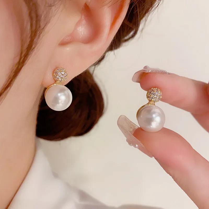 Romantic Simple Inlaid Zircon Round Pearl Earrings for Women 2024 New Fashion Jewelry Luxury Accessories for Women‘s Earstud