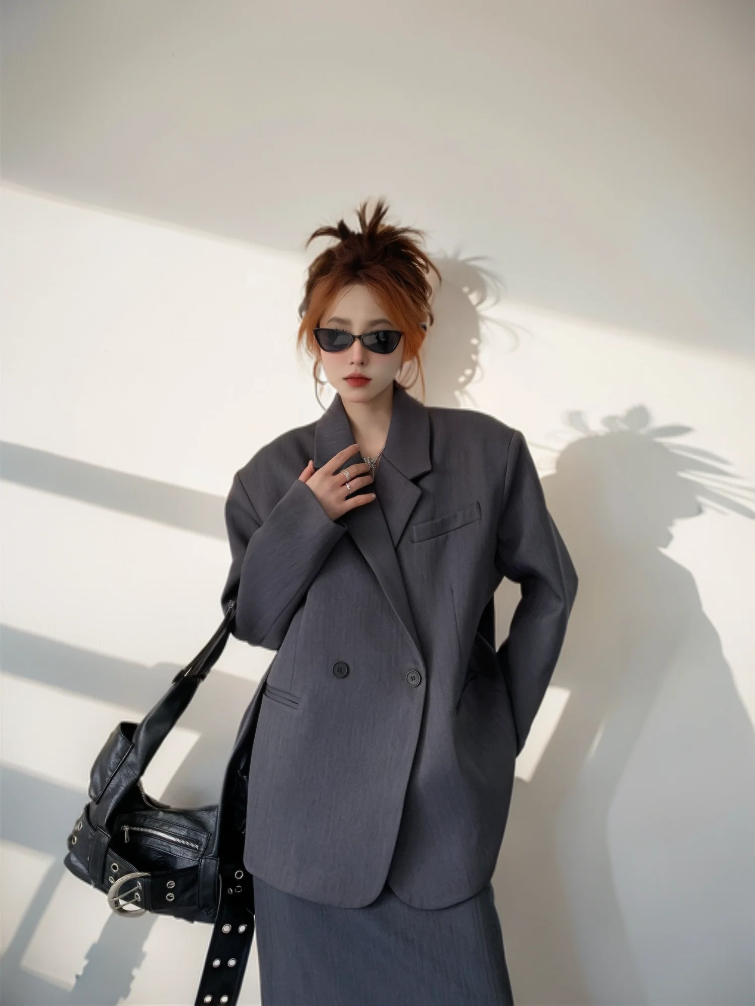 

Женский пиджак американского стиля с подкладкой из бархата, приталенный, для свадьбы, в европейском стиле, с геометрическим принтом внутри, на одной пуговице, дышащий, 2026