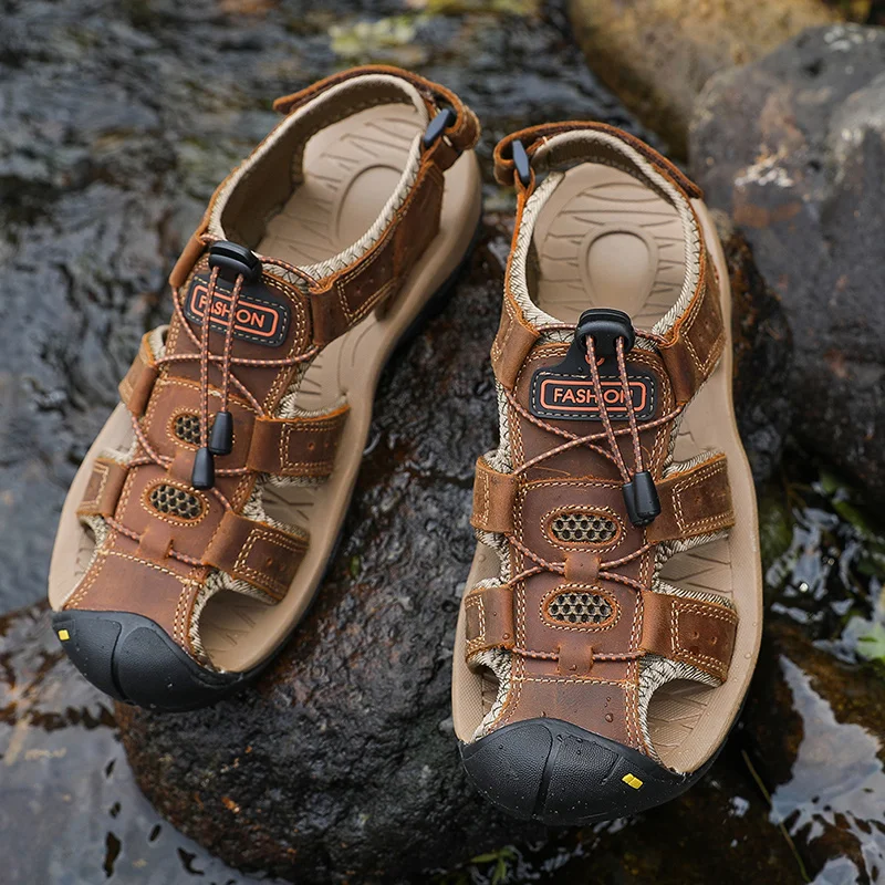 Summer Men Breathable Sandals Women Beach Casual Shoes Thick Sole Closed Toe Aqua Shoes for Hiking Fishing Sandals Men Leather