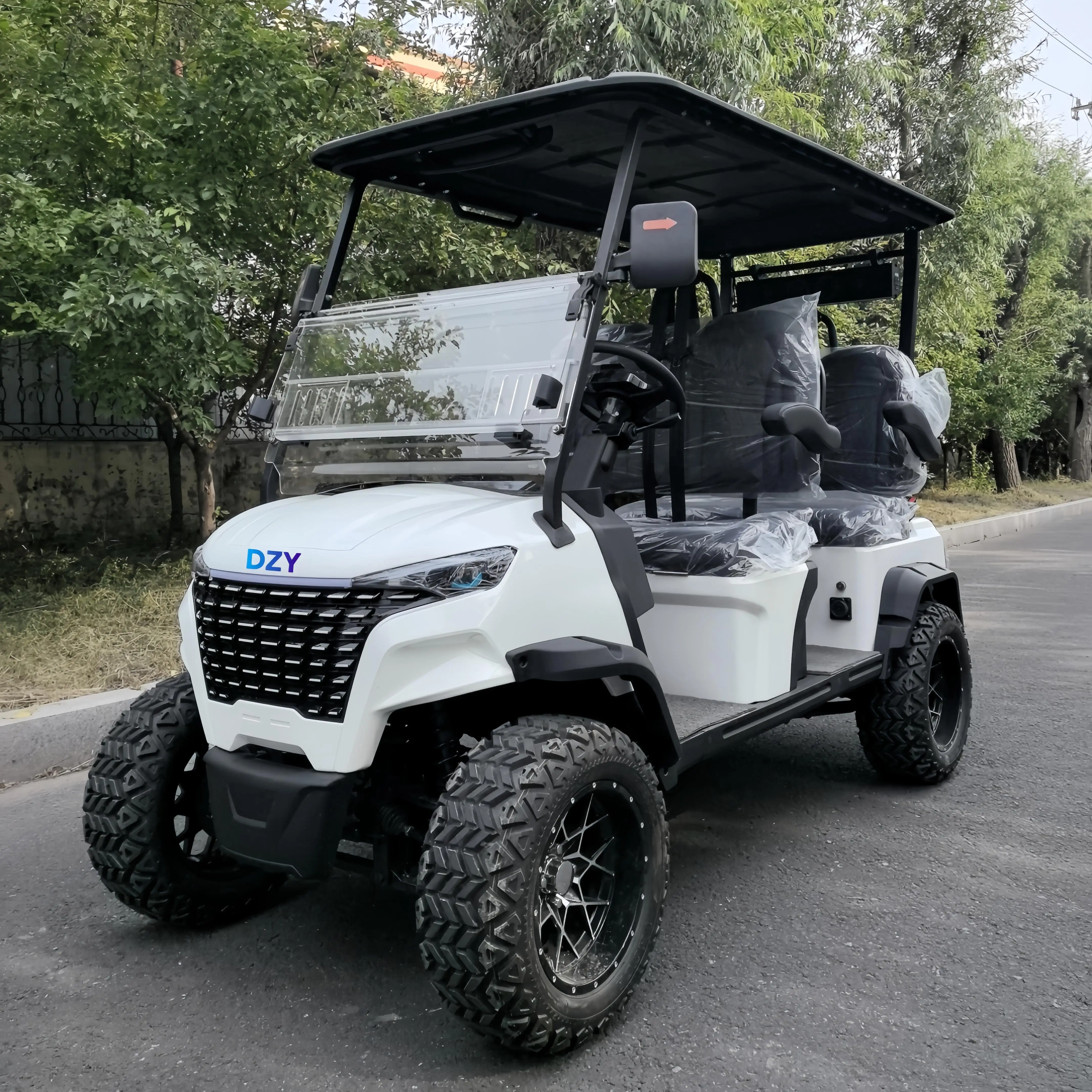 

2025 new electric golf cart 4-seater electric hunting cart electric sightseeing cart energy-saving and environmentally friendly