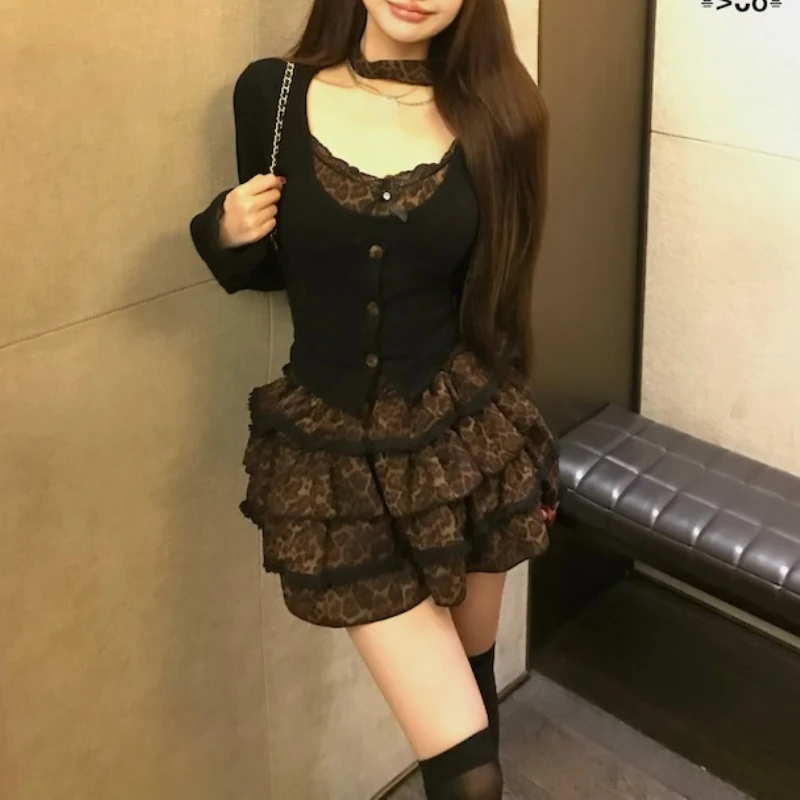 2024 Autumn New American Leopard Pleated Casual A-line Skirt Women + Lace Splicing Sexy Long Sleeve T-shirt Two-piece Suit