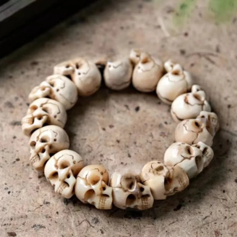 

Skull Bracelet Hand-Carved Natural Resin Skull Bracelet for Men and Women