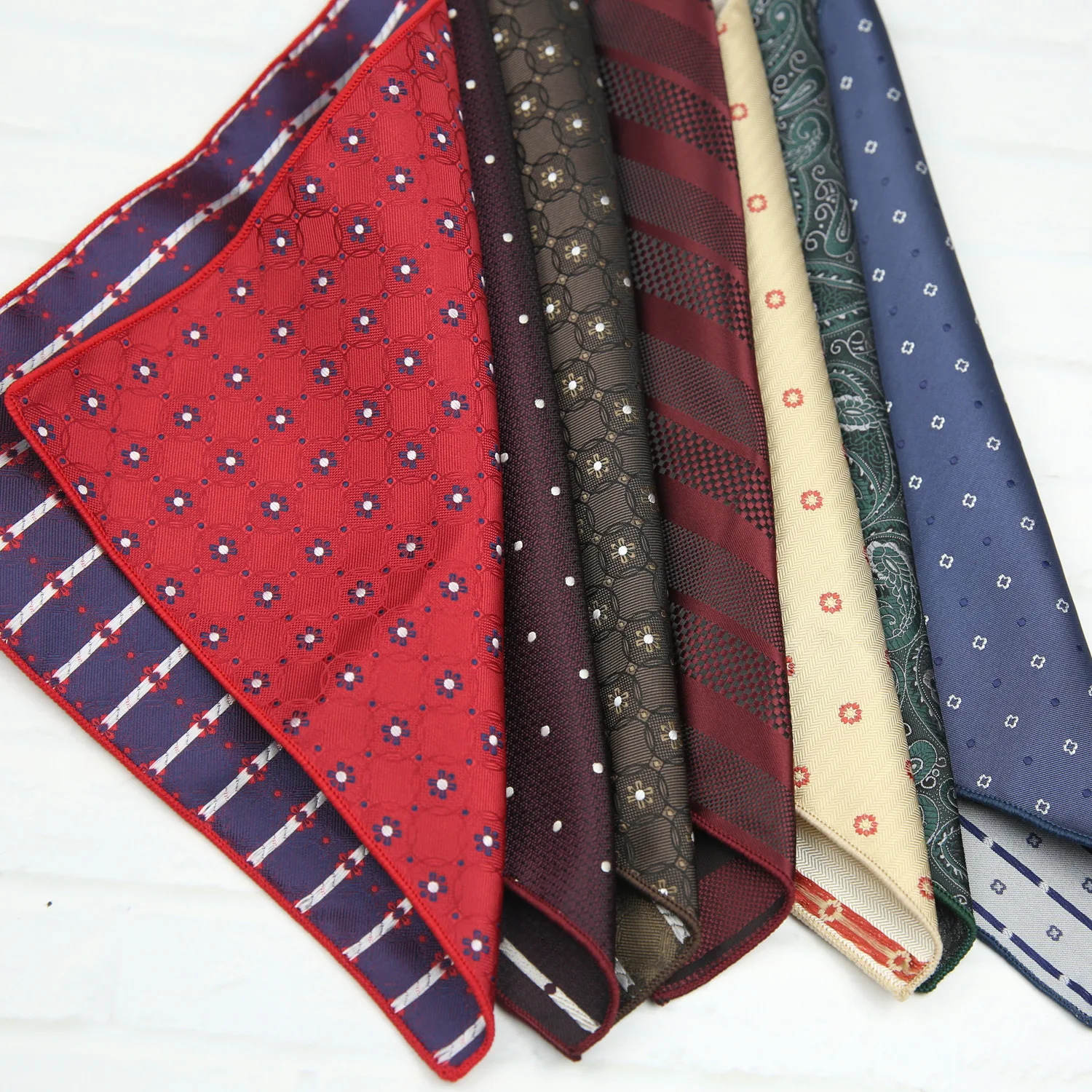 New Trendy 23cm Mens Pocket Square Polyester Jacquard Paisley Red Handkerchief Formal Business Wedding Hanky Groom Tie Accessory
