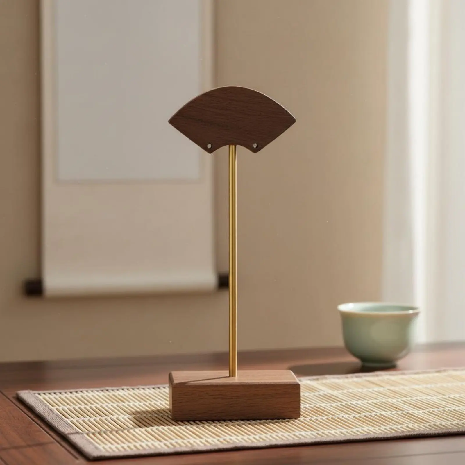 2 Pieces Walnut Earring Display Stand New Chinese Design Fan Shape Earring Holder Wooden Jewelry Display Rack Photo Prop