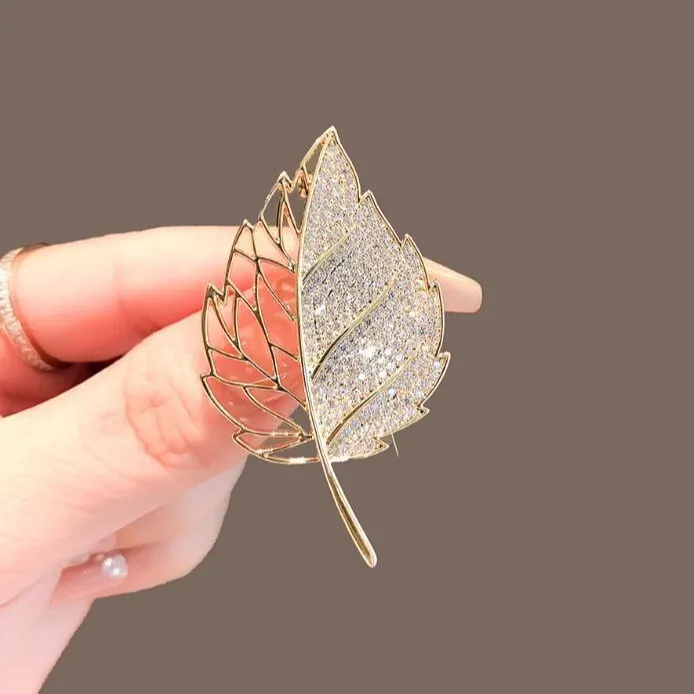 Fashion Rhinestone Leaf Brooch Women's Gold Lapel Pin Plant Clothing Coat Jewelry Accessories Gift