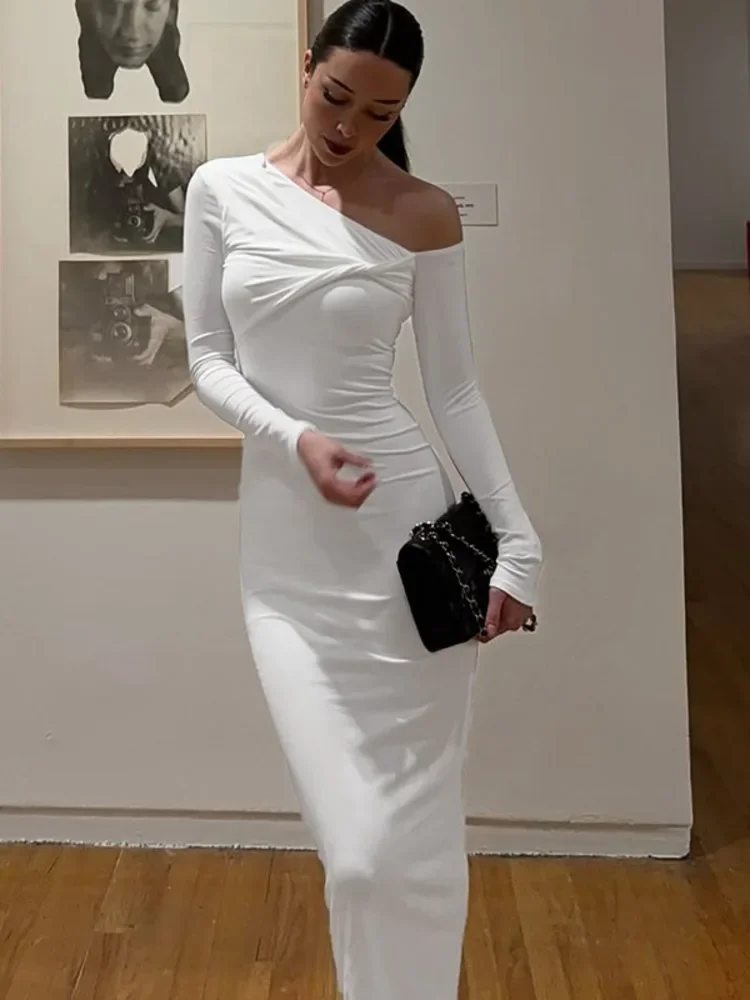 Geneigte Schulter Langarm Sexy Maxi Kleid Frauen Herbst Winter Weiß Mode Backless Bodycon Club Langes Kleid Weibliche